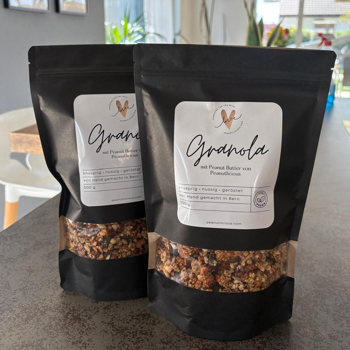 Peanutlicious Granola
